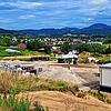 Gebaut wird zwar in Bad Säckingen &ndash; aber nicht immer günstiger Wohnraum. Hier auf dem Bild wird das Neubaugebiet Leimet III ...
