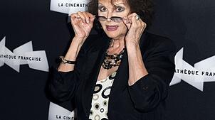 Claudia Cardinale posiert während der Prämiere des Kinofilmes „O Gebo e a Sombra“. Die 87-Jährige Ikone starb am Dienstag.