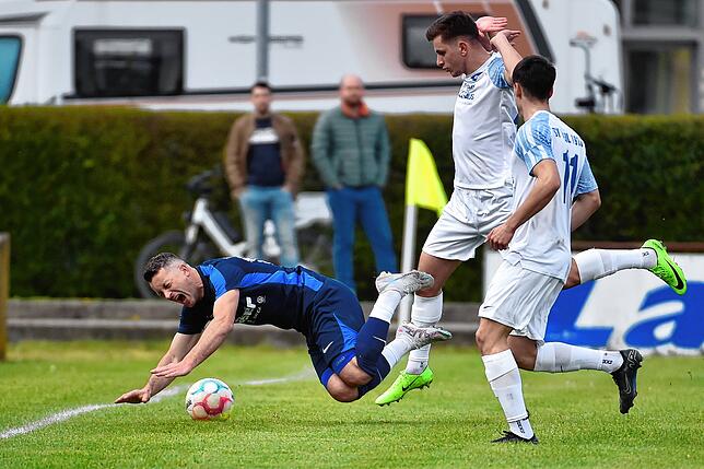 Bild 29: VfB Waldshut unterliegt dem SV Weil mit 0:7 &ndash; und wir haben Bilder!