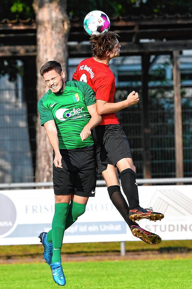 Bild 18: SV Herten müht sich zu einem 2:0 gegen den FC Hochrhein &ndash; und wir haben Bilder!