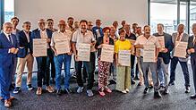 Insgesamt 20 Handwerksmeister und zwei Handwerksmeisterinnen sind jetzt mit dem Goldenen Meisterbrief geehrt worden. Sie alle haben vor ...