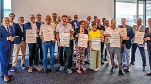 Insgesamt 20 Handwerksmeister und zwei Handwerksmeisterinnen sind jetzt mit dem Goldenen Meisterbrief geehrt worden. Sie alle haben vor ...