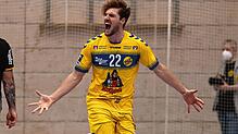 Fynn Beckmann vom Handball-Drittligisten HSG Konstanz feiert nicht nur die Treffer seiner Mannschaft, sondern auch gute Musik.