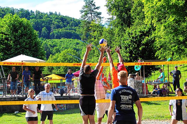 Bild 32: 20 Jahre Schwimmfreunde Stühlingen: Sommerfest
