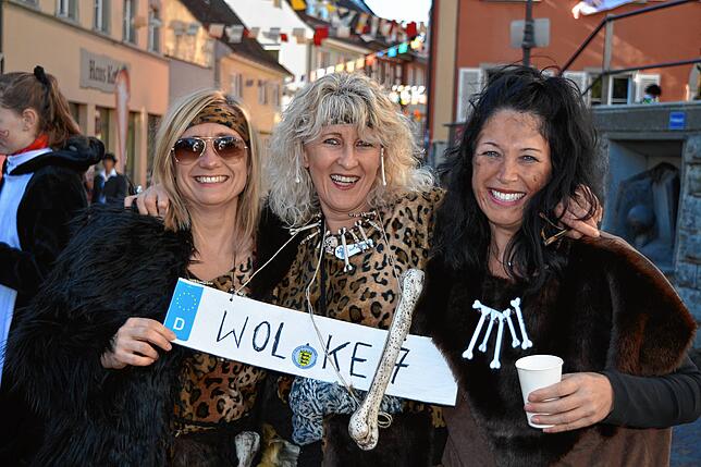 Bild 6: &bdquo;Markdorf total verruckt&ldquo;: Hier gibt es die Bilder der Straßenfasnet am Rosenmontag