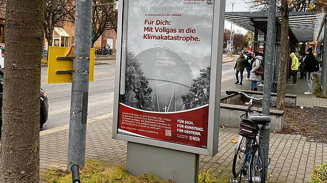 In der Nacht auf den 22. November tauchen gefälschte Plakate mit dem Logo der Stadtwerke an sechs Standorten auf. Verantwortlich dafür ...