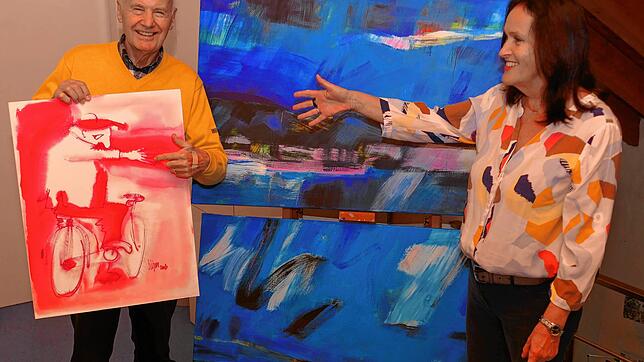 Joachim Böhm mit seinem Franzosen, dem es egal ist ob er rechts, links oder geradeaus fährt. Und Petra Ehinger mit zwei blauen ...