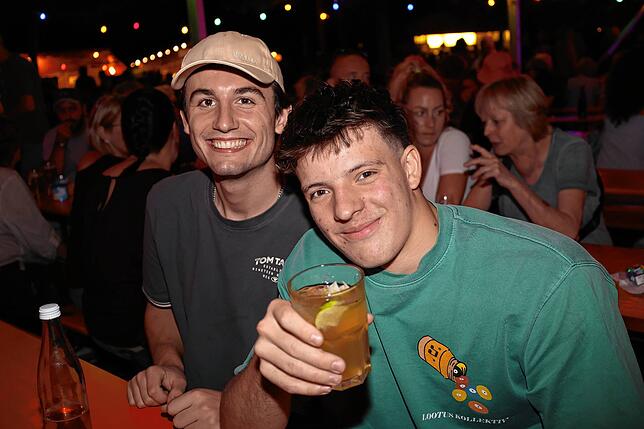 Bild 25: Maritimes Flair und Partystimmung: So feiern die Gäste beim Hafenfest 2025 in Staad