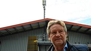 Auf dem Dach des Holzbauunternehmens von Hubert Barth steht seit fast 20 Jahren eine Antenne. Genutzt wird sie seit 2019 nicht mehr. ...