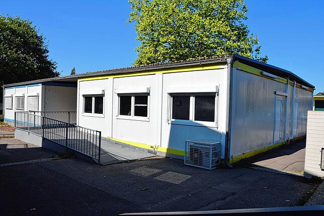 Gegenwärtig dienen diese Container bei der Hans-Thoma-Schule in Bad Säckingen als Ersatz für fehlende Klassenzimmer. Mit dem Bezug des ...
