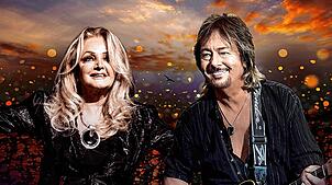 Diese zwei Musiklegenden eröffnen das Hohentwielfestival 2026 auf dem Singener Rathausplatz: Bonnie Tyler und Chris Norman.