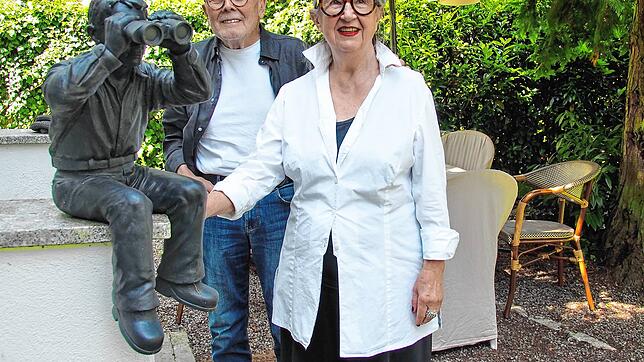 Vor über 50 Jahren gründete Werner Vayhinger die Galerie Vayhinger. Im Gedenken an ihren verstorbenen Mann eröffnet Helena Vayhinger am ...