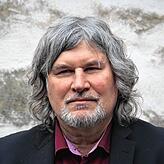 Gerhard Zahner, Jahrgang 1957, in Singen geboren und aufgewachsen, arbeitet seit 1989 als Anwalt mit den Schwerpunkten Strafverteidigung ...