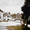 Die großen Lettern &bdquo;Postamt&ldquo; sind über dem Eingang des linken Gebäudes noch gut zu sehen. Seit 1938 erledigte die ...