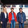Sie stehen hinter dem neuen Internetauftritt von Mühlhausen-Ehingen (v.l.): Bürgermeister Patrick Stärk, Stephanie Marquardt (hitcom) ...