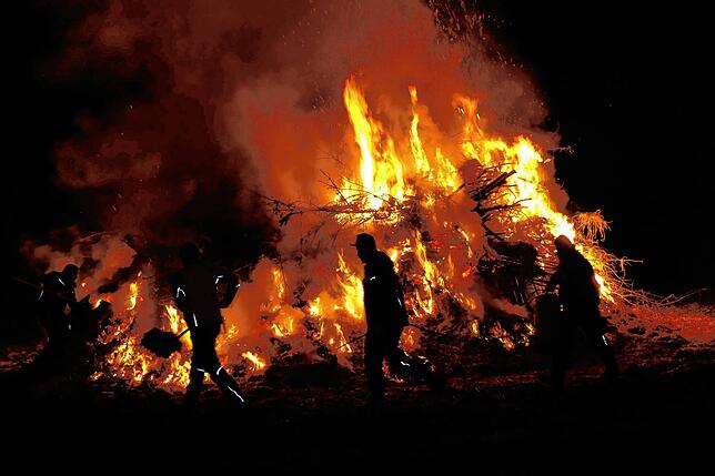 Bild 10: Die schönsten Bilder vom Funkenfeuer und der Gummistiefelparty in Donaueschingen