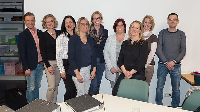 Foto: Martin Widmann  (Von li nach re) Martin Trinkner, Nicole Homburger, Manuela Trapani, Katja Guggemos, Stefanie Vossenkuhl, Kathrin ...