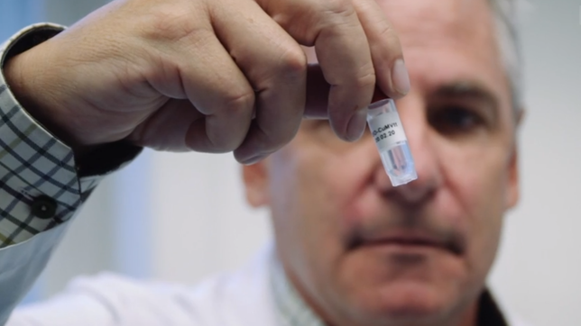 Martin Bachmann, Immunologe und Professor am Universitätsspital Bern, glaubt, den Impfstoff gegen das Coronavirus gefunden zu haben. Der ...