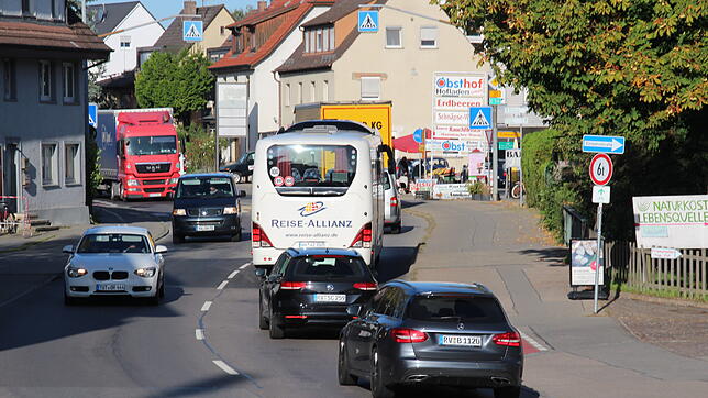 Noch bis Ende 2020 wird der Verkehr auf der B&nbsp;31 durch Fischbach rollen. Danach wird es deutlich ruhiger, weil die Umfahrung fertig ...