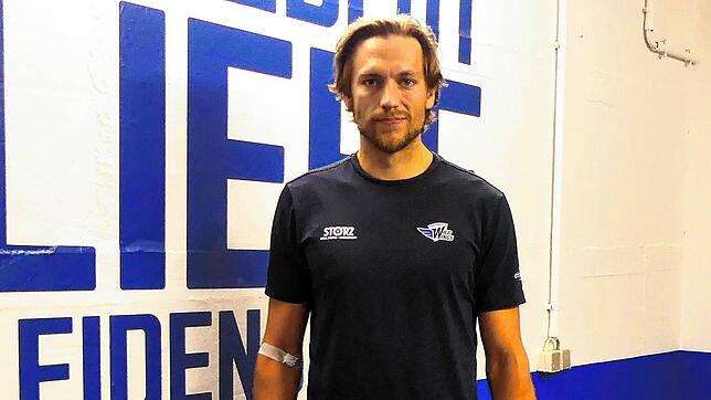 Wild-Wings-Neuzugang Eric Martinsson an seiner neuen Wirkungsstätte in Schwenningen.