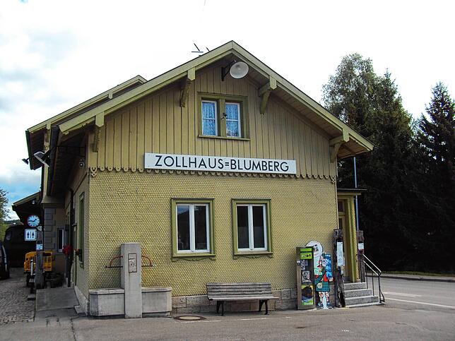 Vom Bahnhof in Zollhaus starten mehrere Wanderwege.
