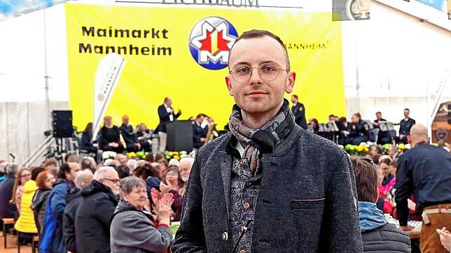Als Festwirt hat er in ganz Baden-Württemberg schon Erfahrungen gesammelt: Jetzt übernimmt Luca Locher auch den Festbetrieb der ...