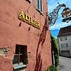Über drei Generationen bildete der &bdquo;Adler&ldquo; in Sipplingen, Schulstraße 2, den Mittelpunkt des Dorfgeschehens und noch 2005 ...
