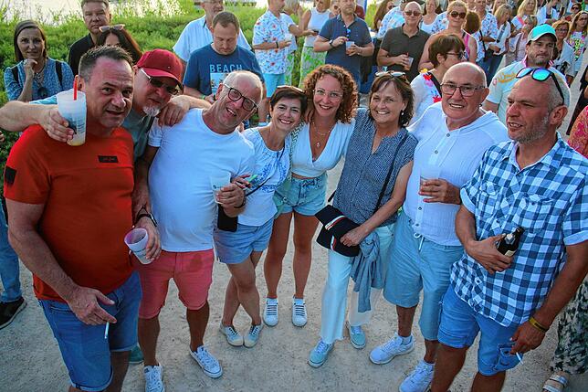 Bild 10: Schlagerparty mit Papi&lsquo;s Pumpels im Überlinger Uferpark