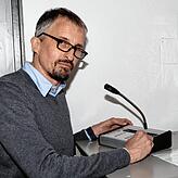 (Archivfoto von 2024) Peter Beinborn, stellvertretender Schulleiter der Wessenbergschule, informierte die Schulgemeinschaft per ...