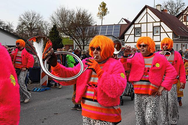 Bild 14: Narrenumzug in Rickenbach: Fasnacht in Bildern – die besten Eindrücke