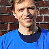 Michael Schmid, 44, ist Internist, Intensivmediziner und Infektiologe. 2009 begann er als Assistenzarzt am Klinikum Singen, 2018 wurde ...