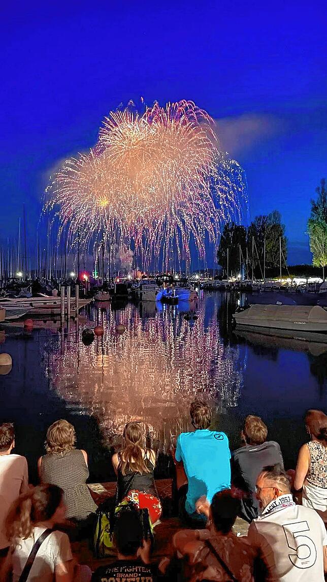 Das Feuerwerk war dieses Mal äußerst beeindruckend und stieß auf große Zustimmung.