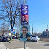 Obwohl die Frist abgelaufen ist, hängen in Singen noch vereinzelt Wahlplakate – wie hier in der Bahnhofstraße (Foto vom 4. März). ...