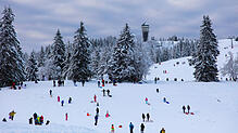 Wie hier am 3. Advent auf dem Feldberg gab es auch über die Weihnachtsfeiertage einen Andrang auf die Ausflugsziele vor allem im ...