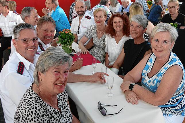 Bild 22: Bilder von der Feier für die Radolfzeller Hilfsorganisationen