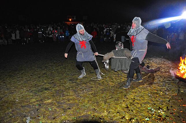 Bild 11: Alle Bilder des Hugeloh Narrenspiels