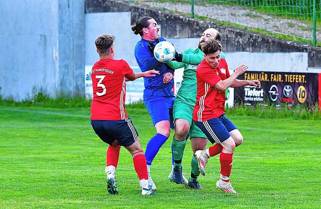 Bild 39: SC Lauchringen siegt 3:0 bei der SG Bettmaringen-Mauchen – und wir haben Fotos!