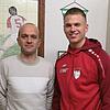 Neu beim FC Tiengen 08: Lukas Peric (rechts, mit Sportchef Jasmin Rastoder) kehrt nach einem halben Jahr beim Freiburger FC zurück und ...
