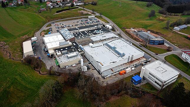 Das Oberwihler Werk der Freudenberg Sealing Technologies aus der Luft gesehen.
