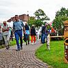 Viele Besucher nutzten am Sonntag das bessere Wetter, um die Sommeraugenweide im Uferpark in Ludwigshafen zu besuchen.