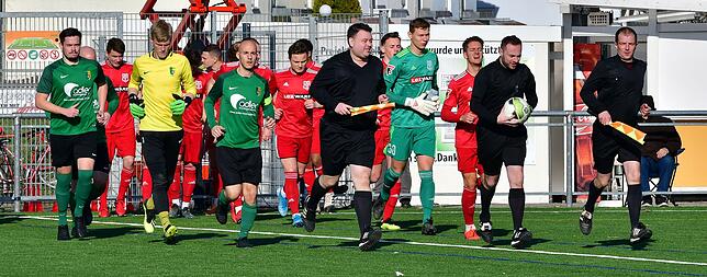 Bild 1: Freiburger FC gewinnt das erste Turnier um den Wintercup beim SV Herten