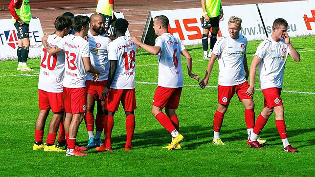 Kaum eingewechselt, sorgte Silvio Battaglia mit dem 1:0 für den Siegtreffer des SC Pfullendorf über ein starkes Bollwerk FV ...