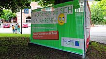Unternehmen bewerben sich mittlerweile bei den Menschen. Mit dieser Werbung macht beispielsweise das Stadtwerk am See auf sich aufmerksam.