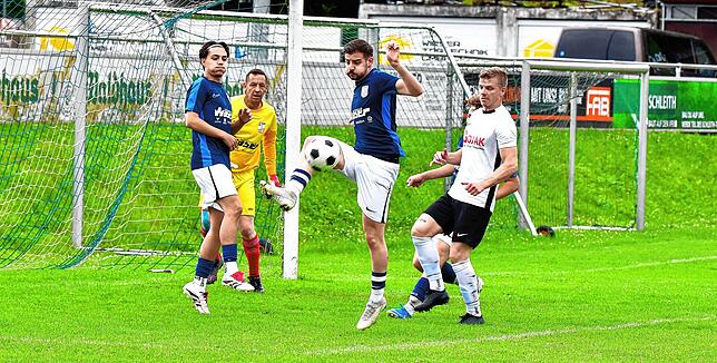 Bild 7: SG FC Wehr/Brennet siegt 14:1 beim Schlusslicht VfB Waldshut – und wir haben Fotos!