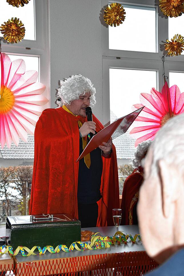 Bild 25: Bilder vom Weilheimer Narrengericht: Fasnet in voller Farbenpracht erleben