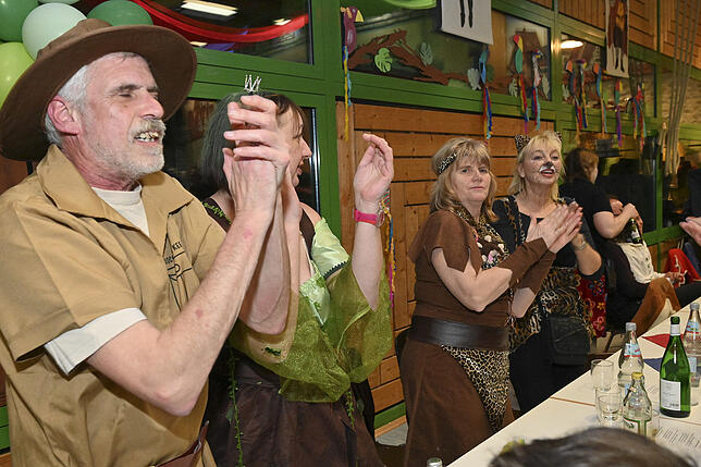 Bild 12: Närrrischer Abend der Bengelschiesserzunft in Böhringen