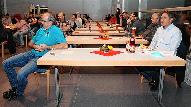 Narrentagung unter Corona-Bedingungen: Jede Zunft durfte nur einen Vertreter zur Arbeitsitzung der Schwarzwälder Narrenvereinigung ...