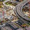 Rund um die Schänzebrücke wird aktuell gebaut: Rechts im Bild das Asisi-Panorama und links das neue Parkhaus Europaquartier, das ...