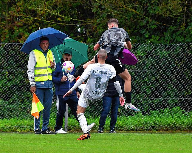 Bild 8: SV Blau-Weiß Murg besiegt FC Hochrhein mit 1:0 – und wir haben Bilder!
