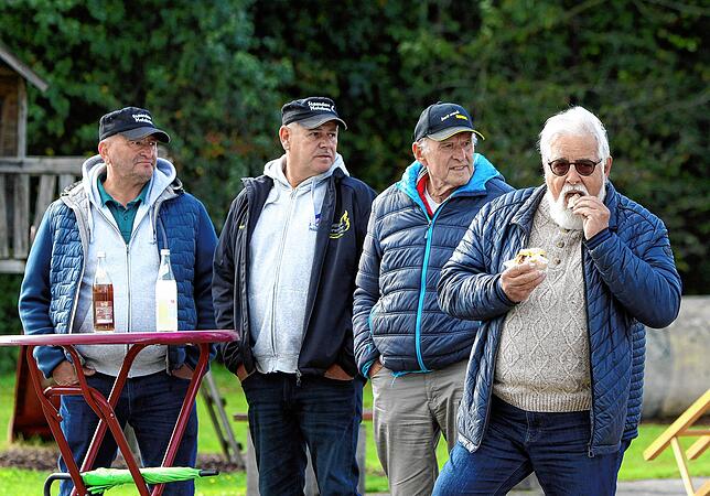 Bild 12: Remis im Duell Walbertsweiler-Rengetsweiler mit FC Öhningen-Gaienhofen. Wir haben die besten Bilder!
